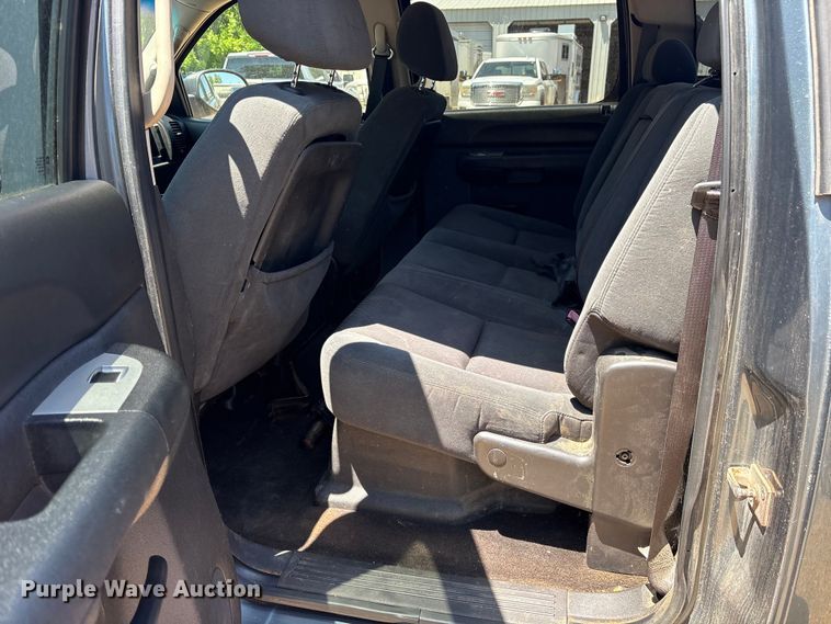 image for item ET2071 2009 Chevrolet Silverado Hybrid Crew Cab pickup truck