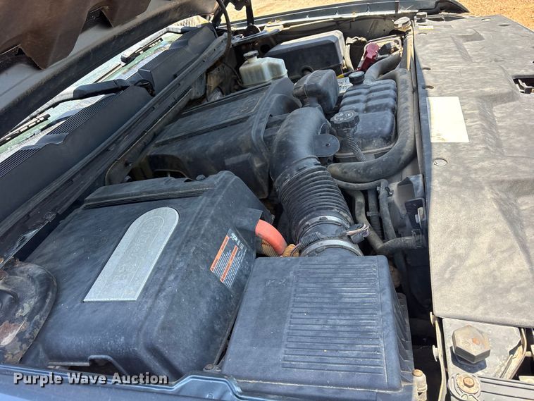 image for item ET2071 2009 Chevrolet Silverado Hybrid Crew Cab pickup truck