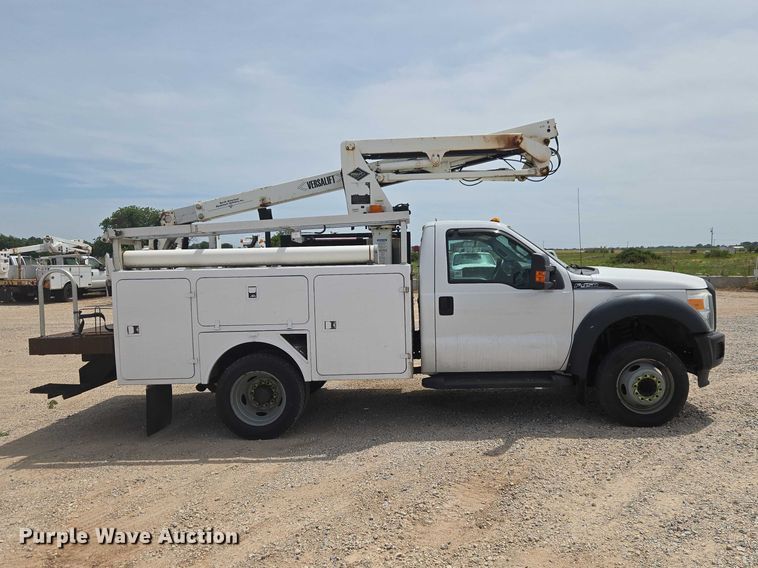 image for item ET5022 2012 Ford F450 Super Duty bucket truck