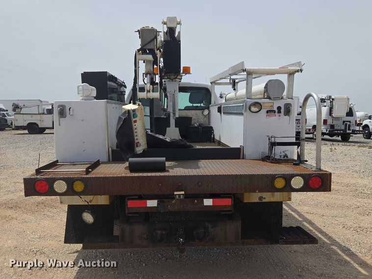 image for item ET5022 2012 Ford F450 Super Duty bucket truck