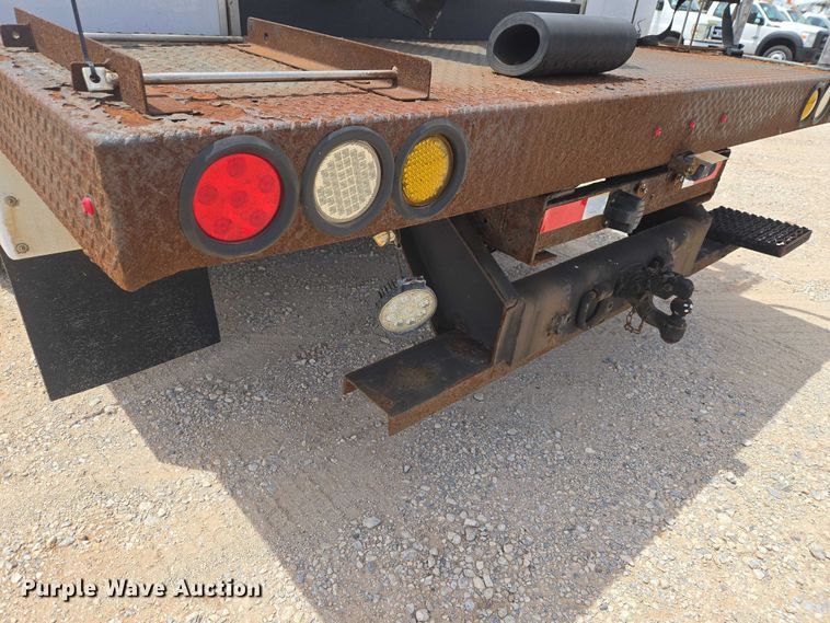 image for item ET5022 2012 Ford F450 Super Duty bucket truck