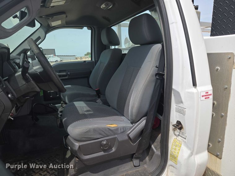 image for item ET5022 2012 Ford F450 Super Duty bucket truck