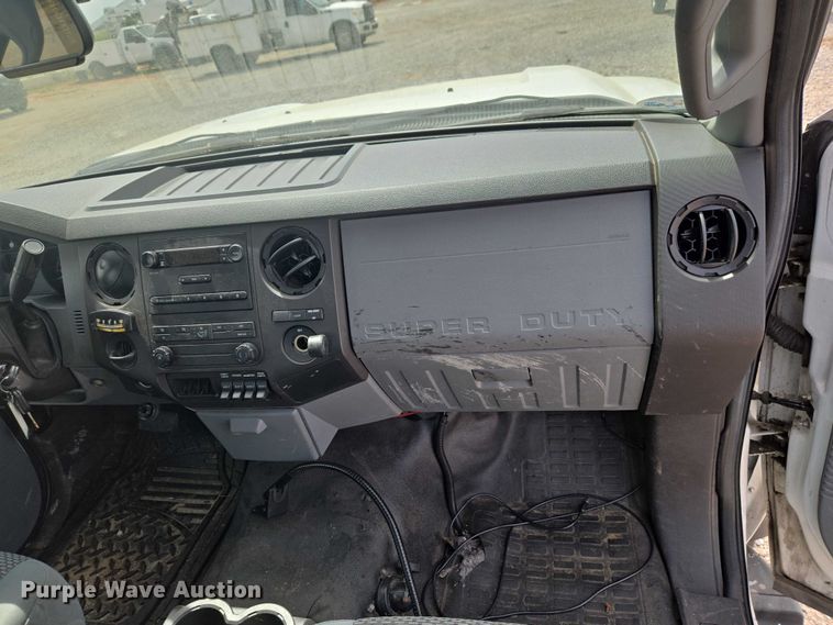 image for item ET5022 2012 Ford F450 Super Duty bucket truck