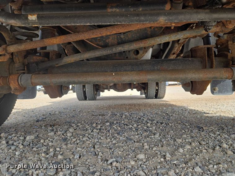 image for item ET5022 2012 Ford F450 Super Duty bucket truck