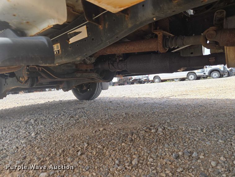 image for item ET5022 2012 Ford F450 Super Duty bucket truck