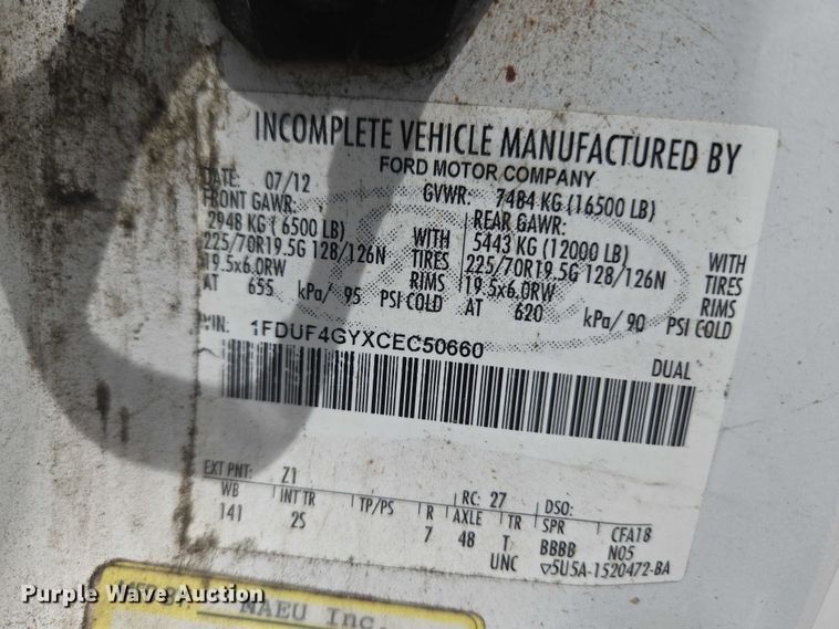 image for item ET5022 2012 Ford F450 Super Duty bucket truck