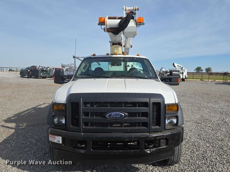 image for item ET5025 2009 Ford F450 Super Duty bucket truck
