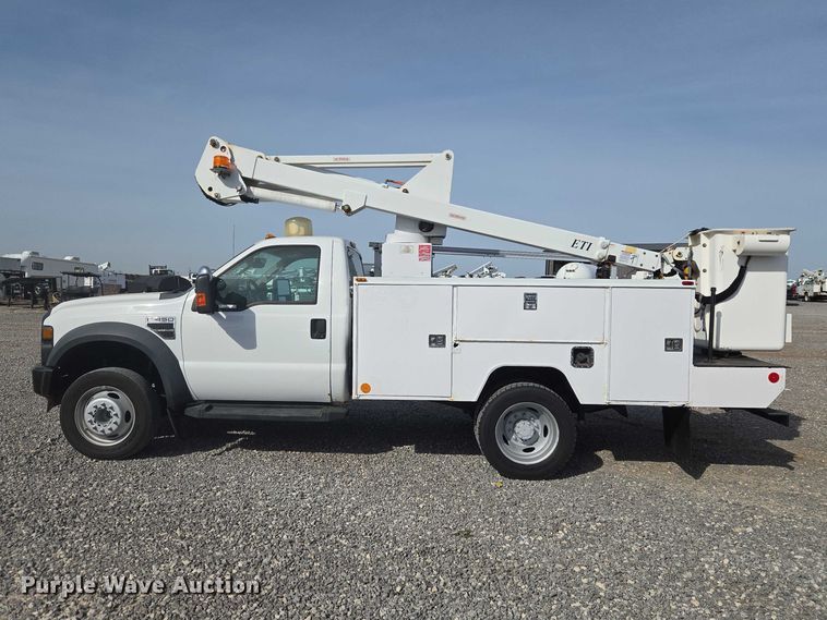 image for item ET5025 2009 Ford F450 Super Duty bucket truck