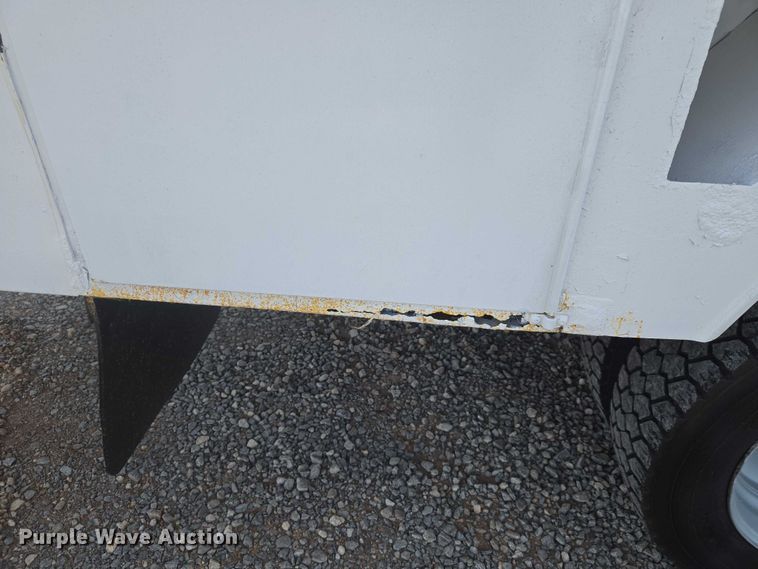 image for item ET5025 2009 Ford F450 Super Duty bucket truck