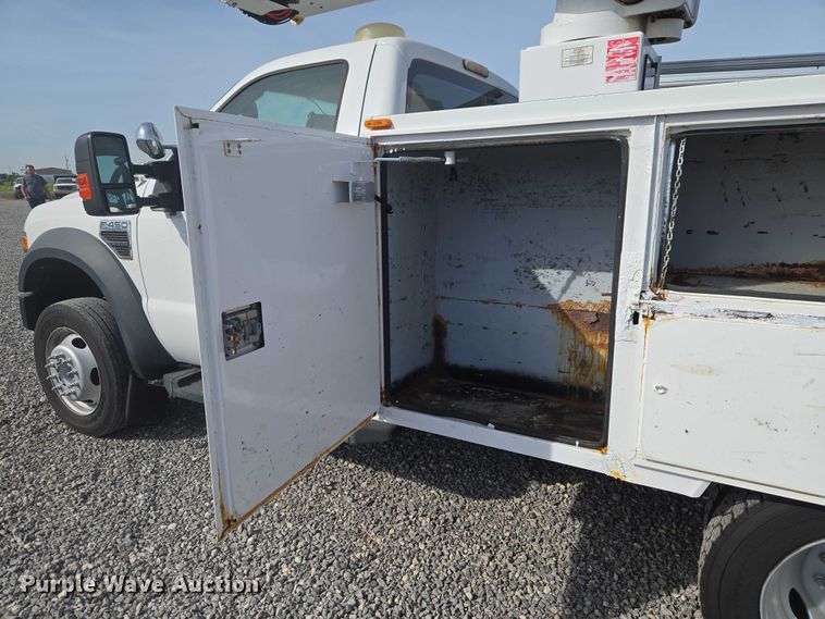 image for item ET5025 2009 Ford F450 Super Duty bucket truck