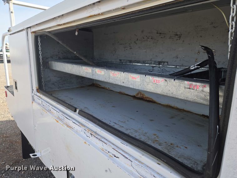 image for item ET5025 2009 Ford F450 Super Duty bucket truck