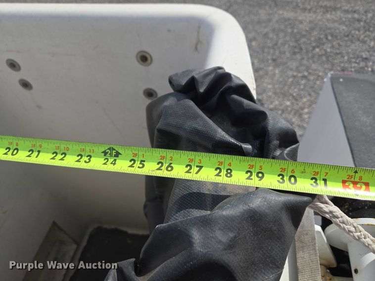 image for item ET5025 2009 Ford F450 Super Duty bucket truck