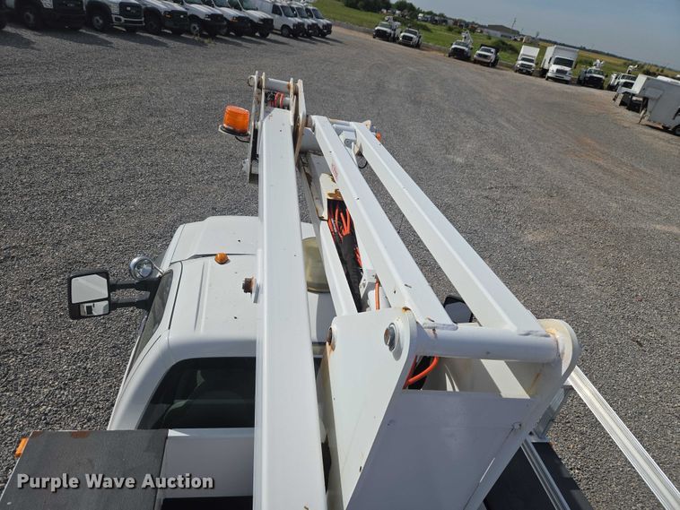image for item ET5025 2009 Ford F450 Super Duty bucket truck