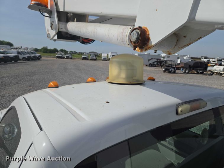 image for item ET5025 2009 Ford F450 Super Duty bucket truck