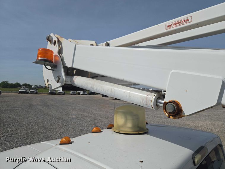 image for item ET5025 2009 Ford F450 Super Duty bucket truck