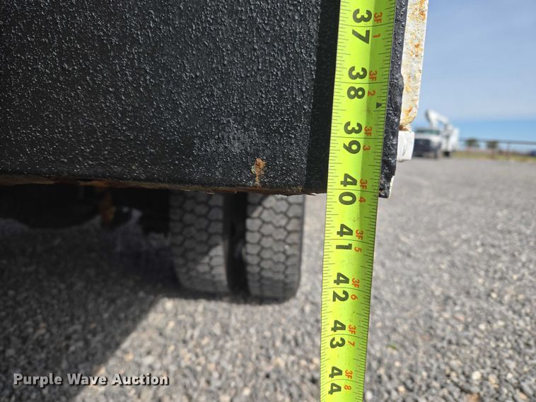 image for item ET5025 2009 Ford F450 Super Duty bucket truck