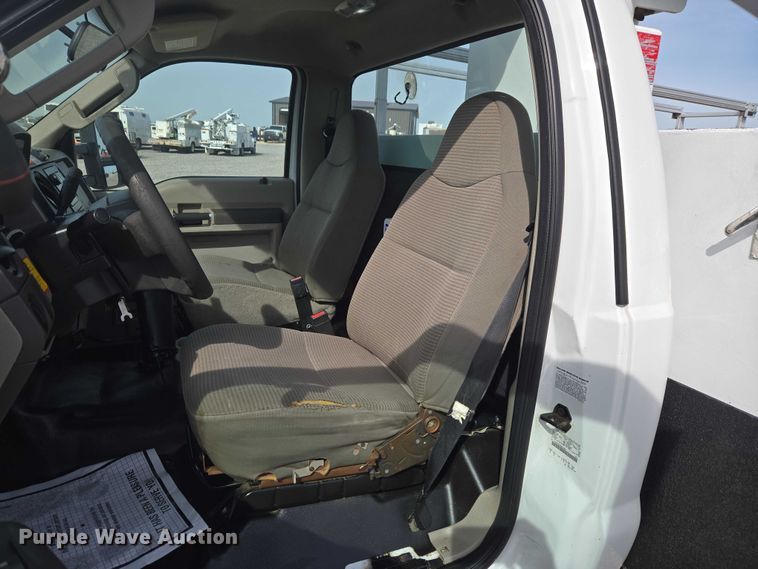 image for item ET5025 2009 Ford F450 Super Duty bucket truck