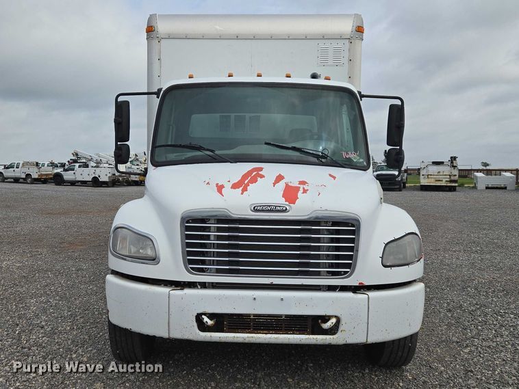 image for item ET5079 2011 Freightliner Business Class M2 box truck