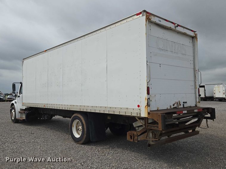 image for item ET5079 2011 Freightliner Business Class M2 box truck