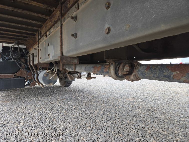 image for item ET5079 2011 Freightliner Business Class M2 box truck