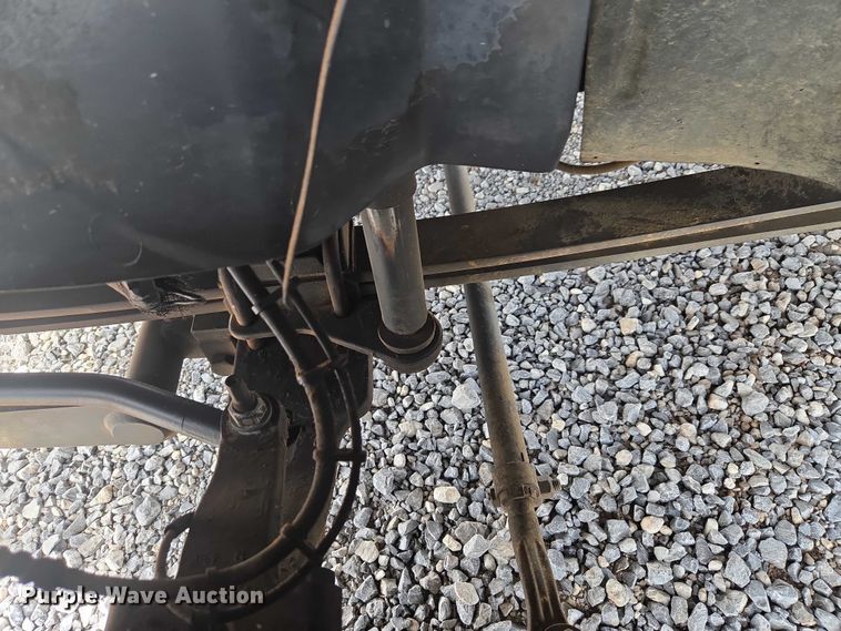 image for item ET5082 2006 GMC C5500 bucket truck