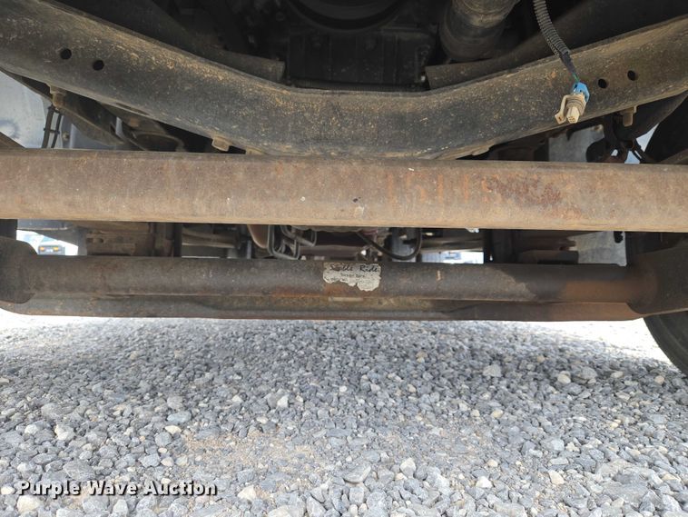 image for item ET5082 2006 GMC C5500 bucket truck