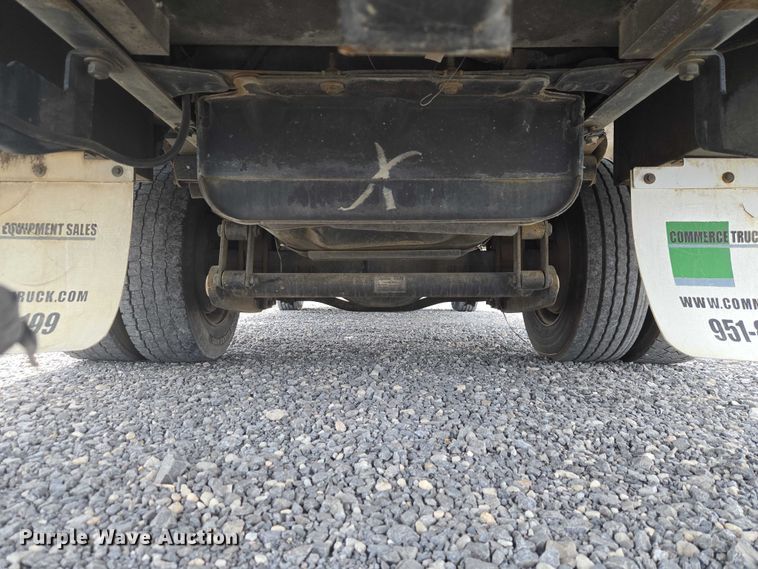 image for item ET5082 2006 GMC C5500 bucket truck