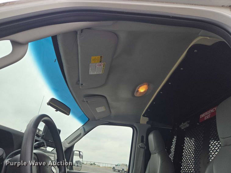 image for item ET5083 2012 Ford E250 handicap accessible van