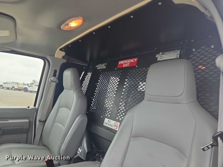 image for item ET5083 2012 Ford E250 handicap accessible van