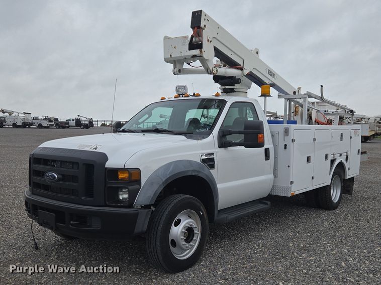 image for item ET5145 2010 Ford F550 Super Duty bucket truck
