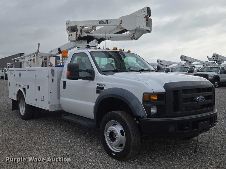 image for item ET5145 2010 Ford F550 Super Duty bucket truck