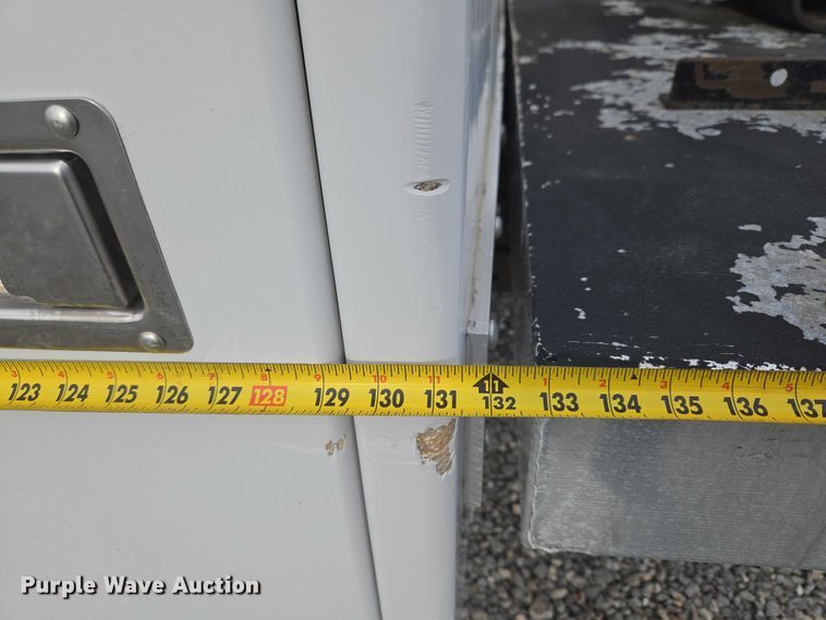 image for item ET5145 2010 Ford F550 Super Duty bucket truck