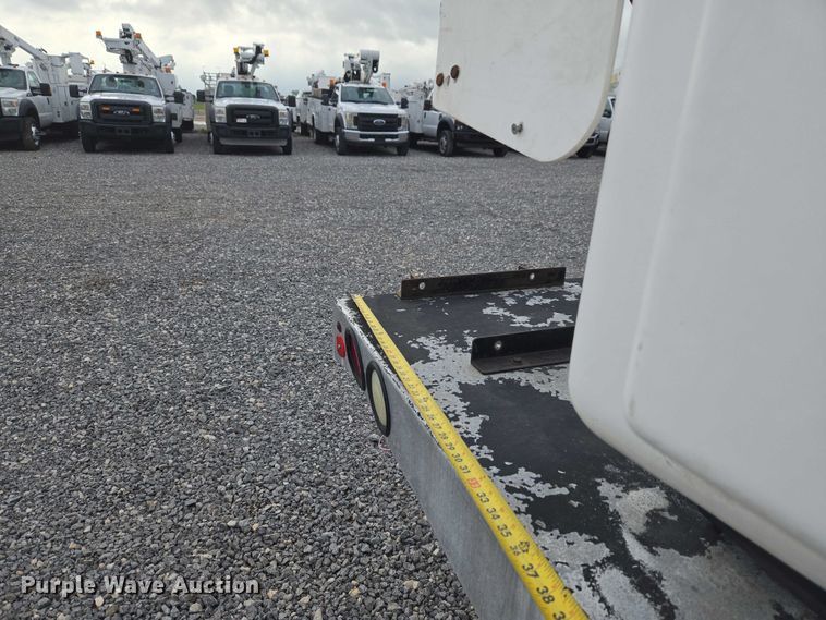 image for item ET5145 2010 Ford F550 Super Duty bucket truck