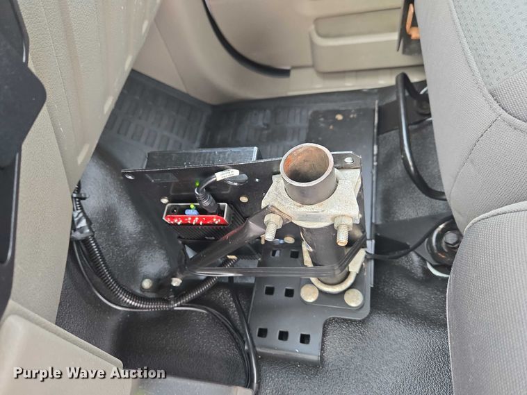 image for item ET5145 2010 Ford F550 Super Duty bucket truck
