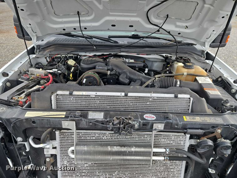 image for item ET5145 2010 Ford F550 Super Duty bucket truck