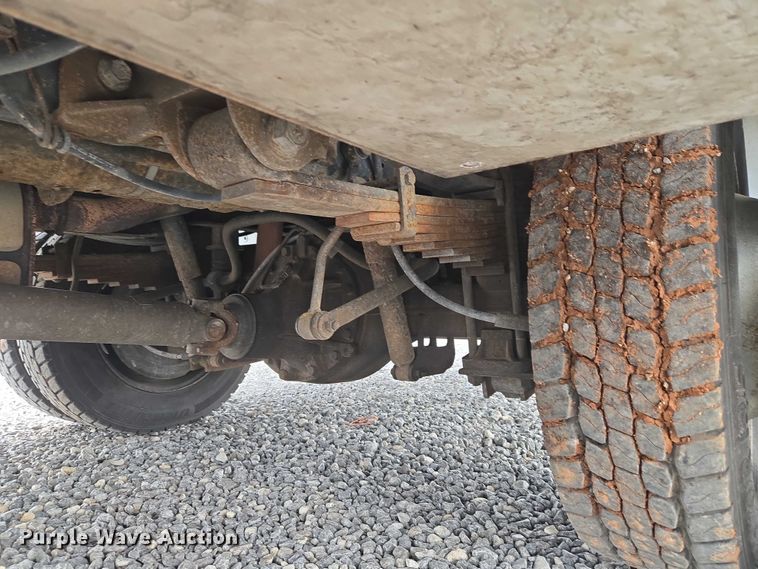 image for item ET5145 2010 Ford F550 Super Duty bucket truck