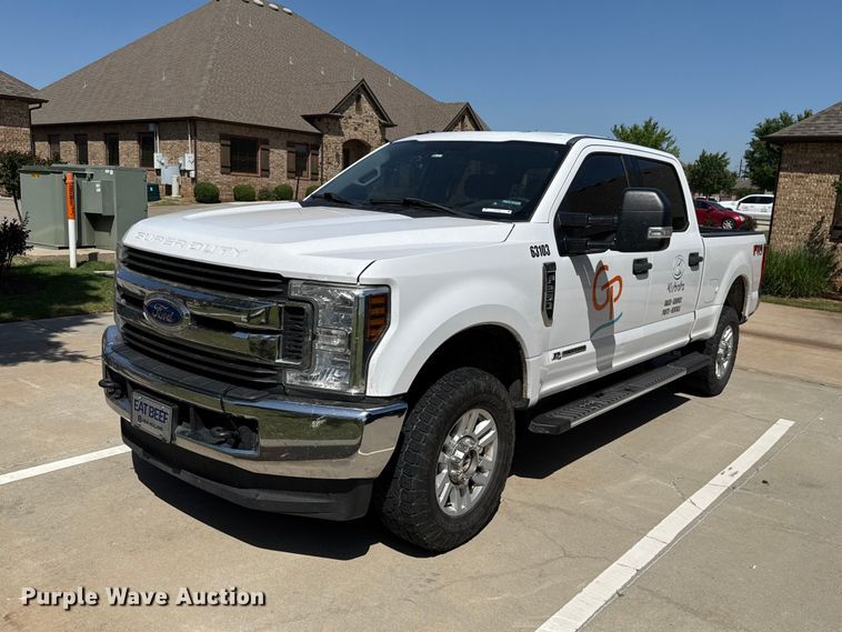 2018 Ford F250 Crew Cab pickup truck
