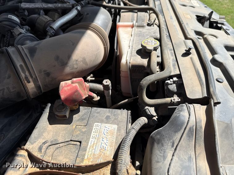 image for item ET6084 2018 Ford F250 Crew Cab pickup truck