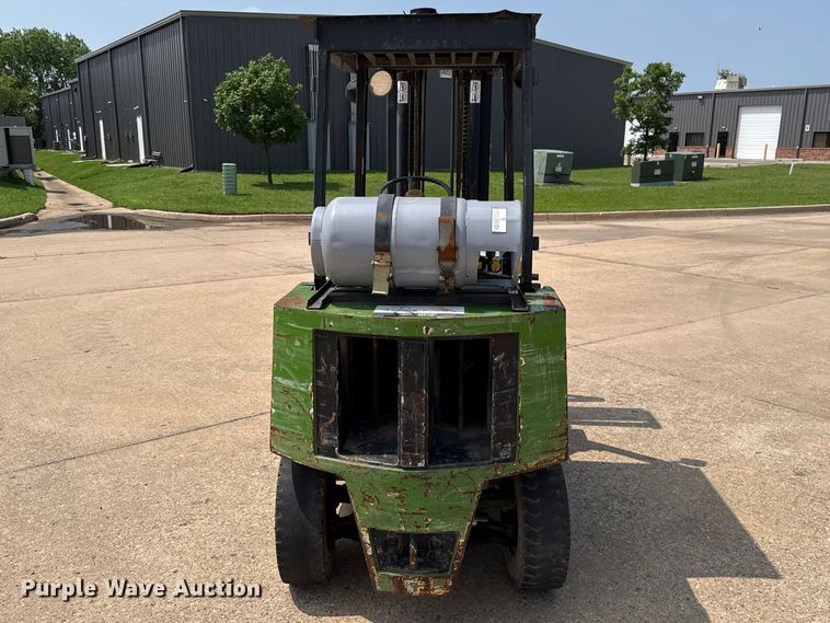 image for item ET6092 Clark GPX25 forklift