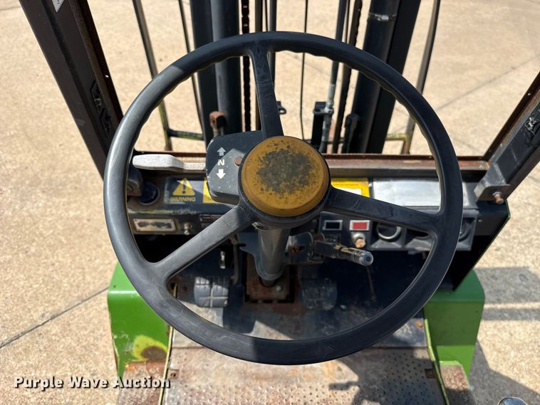 image for item ET6092 Clark GPX25 forklift