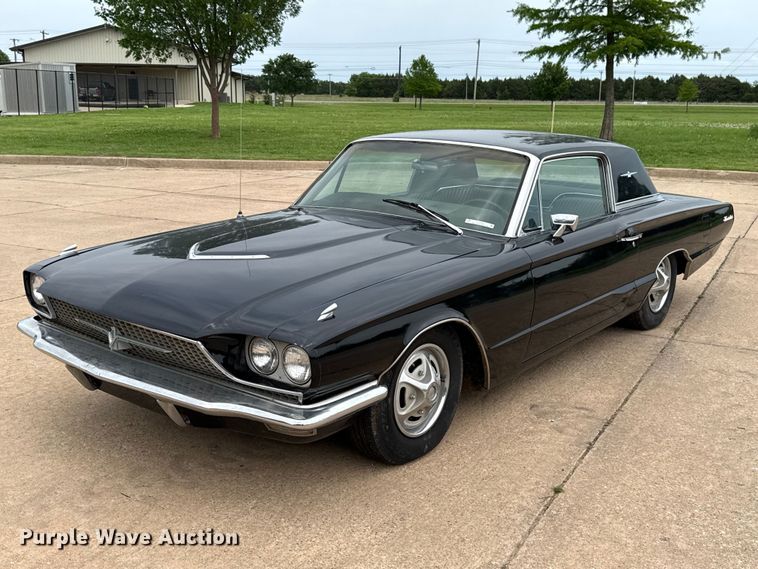 image for item ET6093 1966 Ford Thunderbird 