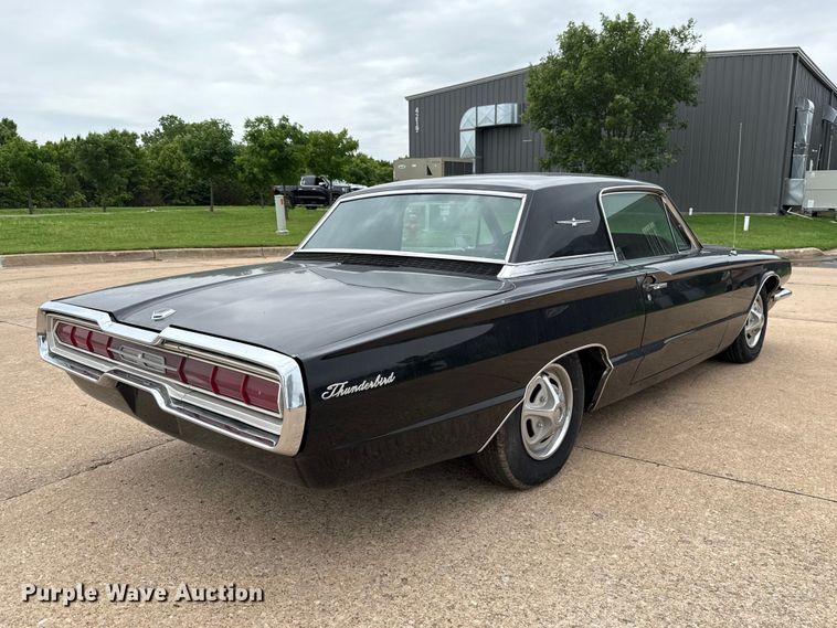 image for item ET6093 1966 Ford Thunderbird 
