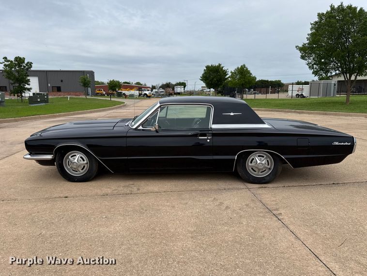 image for item ET6093 1966 Ford Thunderbird 