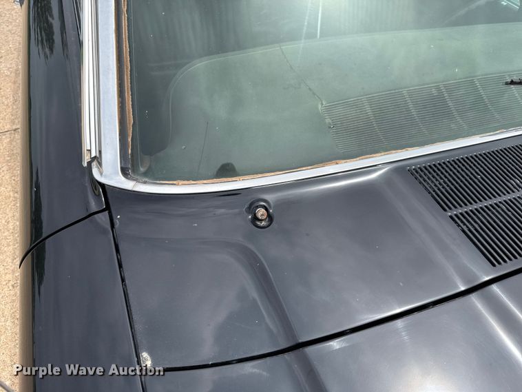 image for item ET6093 1966 Ford Thunderbird 