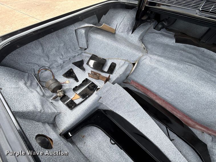 image for item ET6093 1966 Ford Thunderbird 