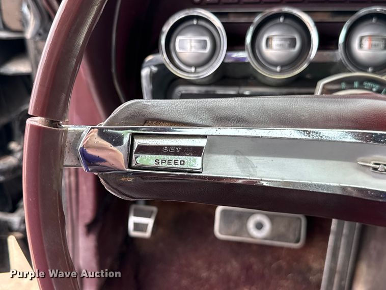 image for item ET6093 1966 Ford Thunderbird 