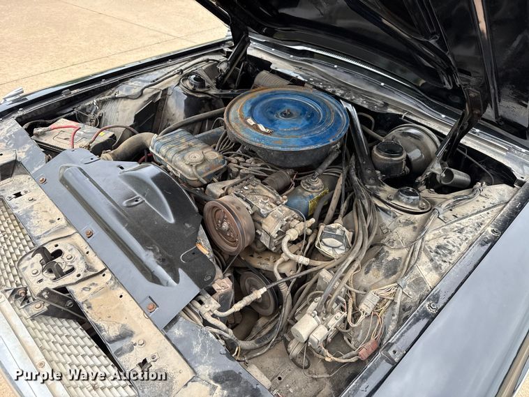 image for item ET6093 1966 Ford Thunderbird 