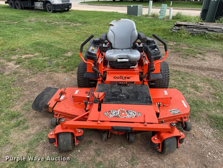 image for item ET6097 2016 Bad Boy Outlaw XP ZTR lawn mower