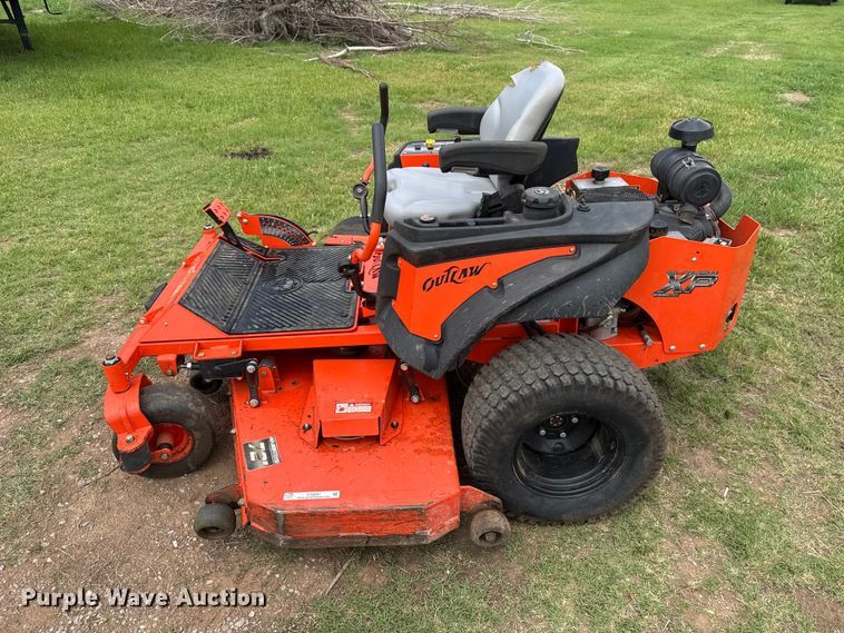 image for item ET6097 2016 Bad Boy Outlaw XP ZTR lawn mower