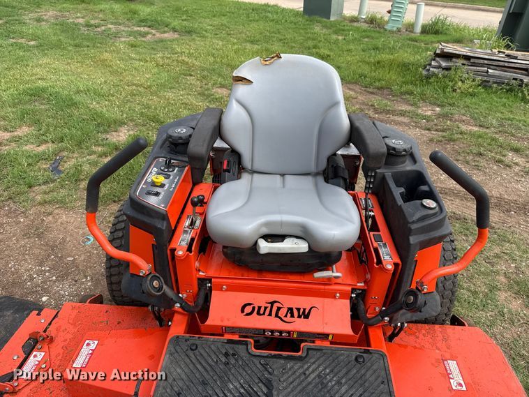 image for item ET6097 2016 Bad Boy Outlaw XP ZTR lawn mower
